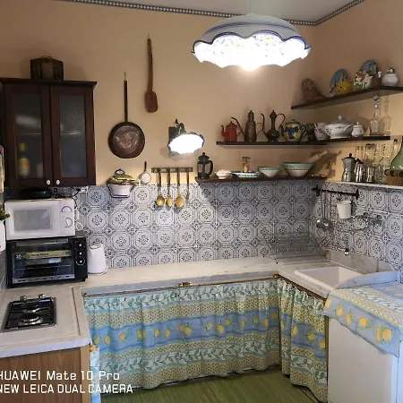 Feudo Algerazzi וילה